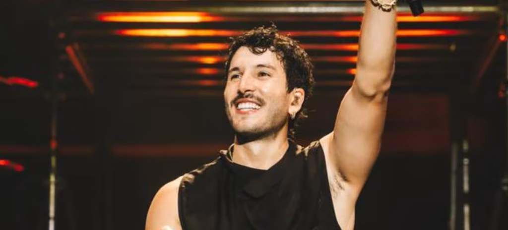¡Sebastián Yatra vuelve a Colombia! Estas son las ciudades que visitará con su gira ‘Entre Tanta Gente’